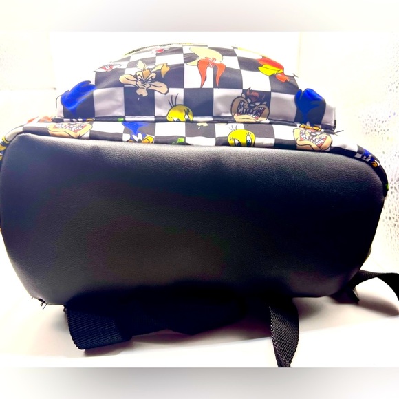 Adorable Looney Tunes SM Backpack-Warner Brothers Iconic Cartoon Figures-Vintage - Picture 9 of 9